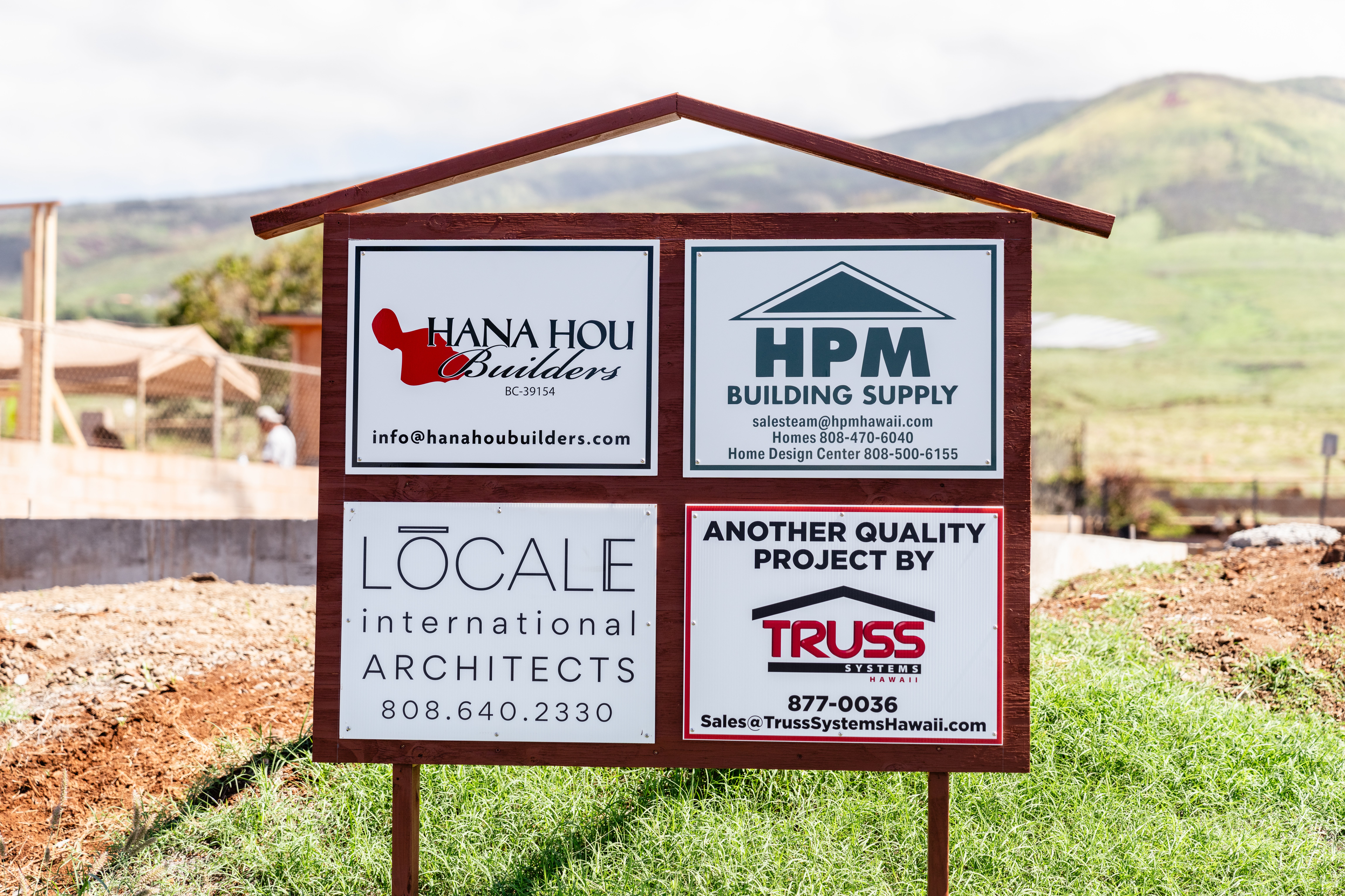 RayCatagulRebuildingTeamSign